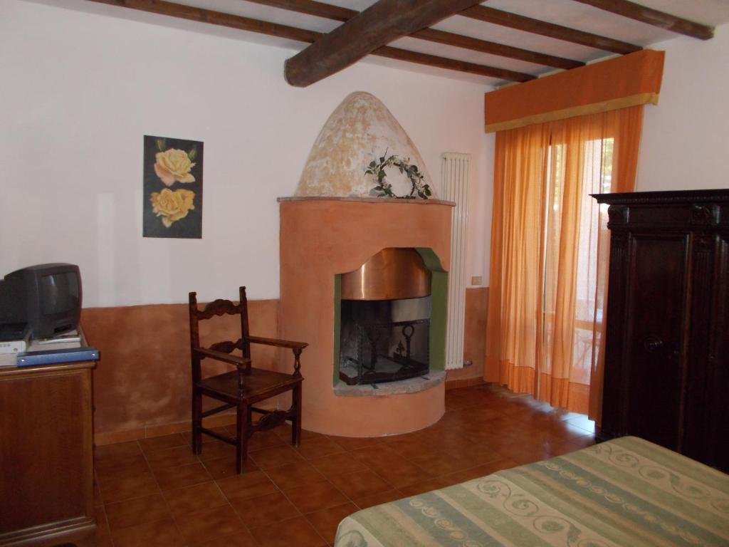 Aparthotel La Francigena Staggia Zimmer foto