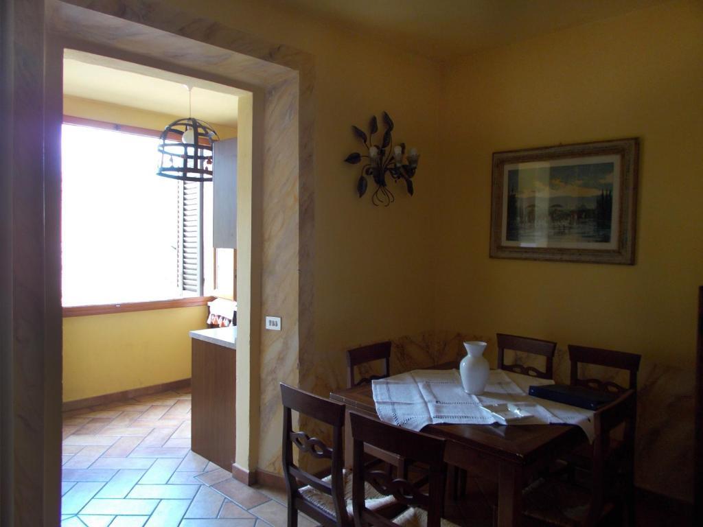 Aparthotel La Francigena Staggia Zimmer foto