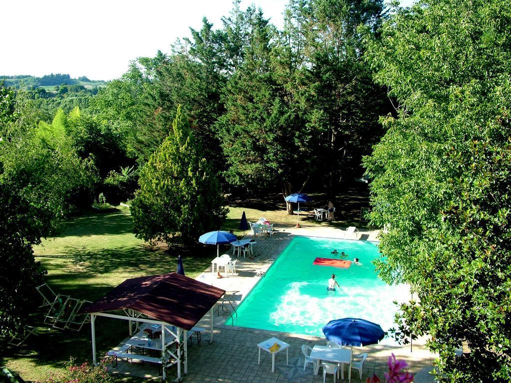 Aparthotel La Francigena Staggia Exterior foto