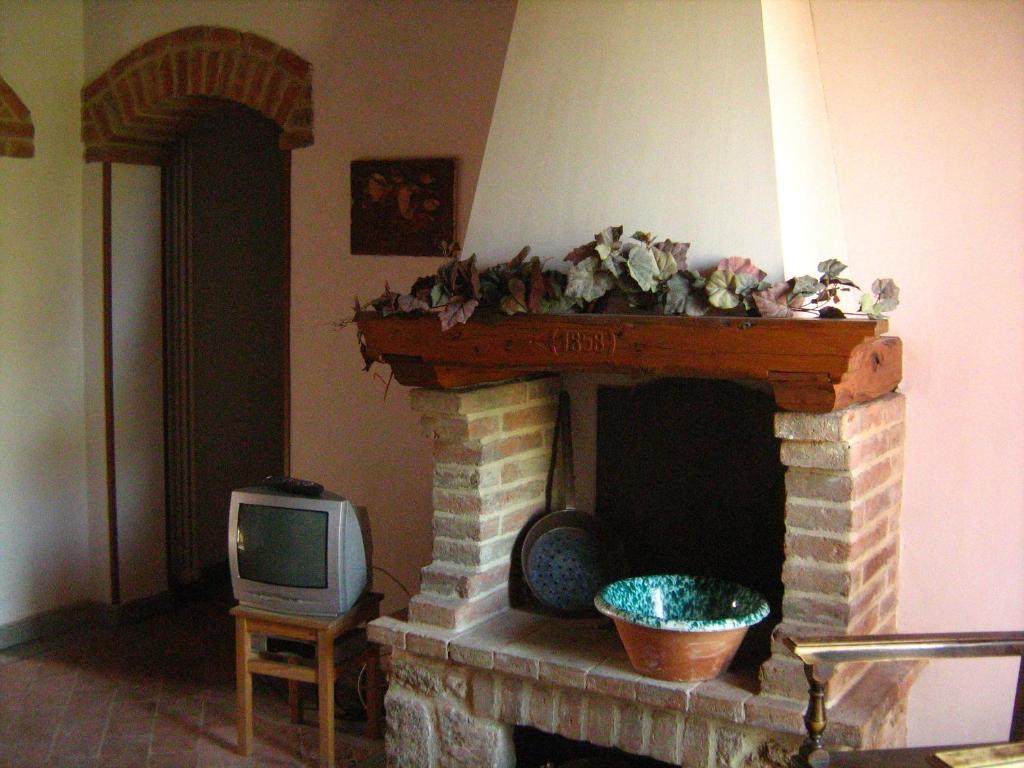 Aparthotel La Francigena Staggia Zimmer foto